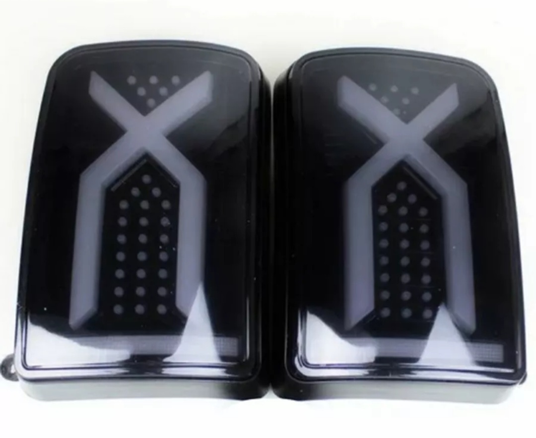 Задний фонарь (X-Style) тонированный, 2 штуки