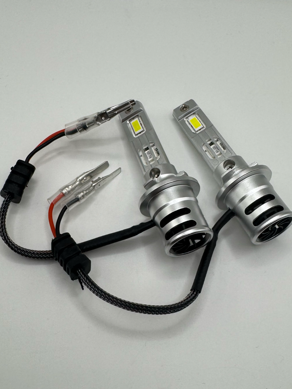 Лампа светодиодная AED цоколь H27 с канбусом, 2 штуки