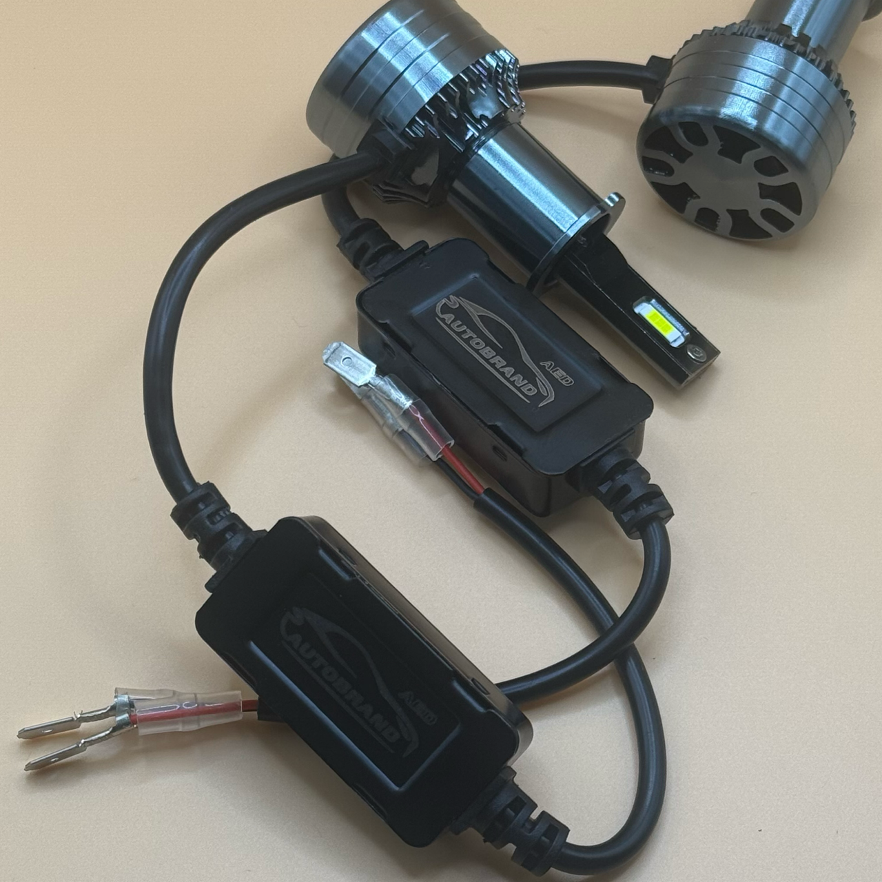 Лампа светодиодная AED9 цоколь H3, 2 штуки