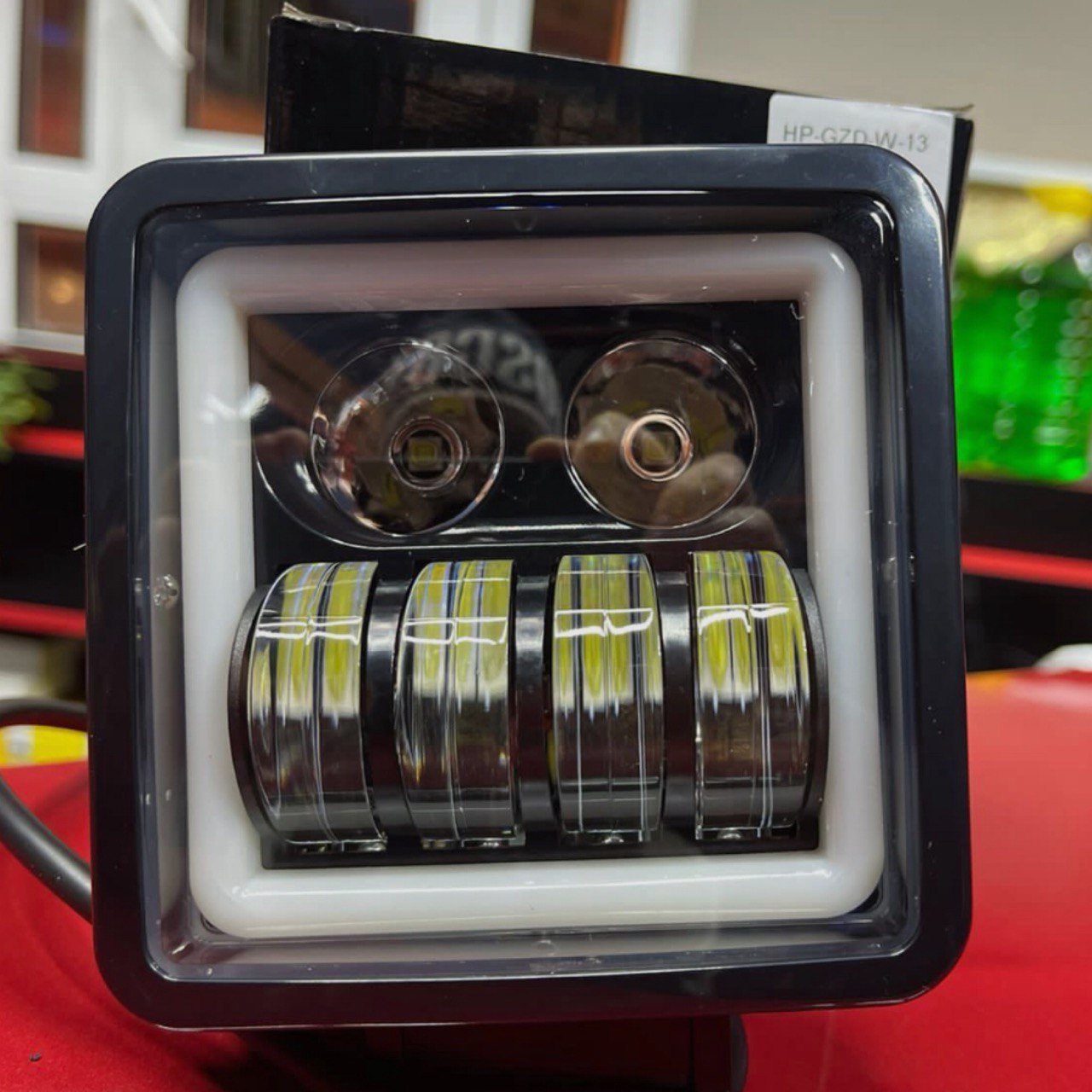 Фара дополнительного света квадратная 60w, 2 штуки