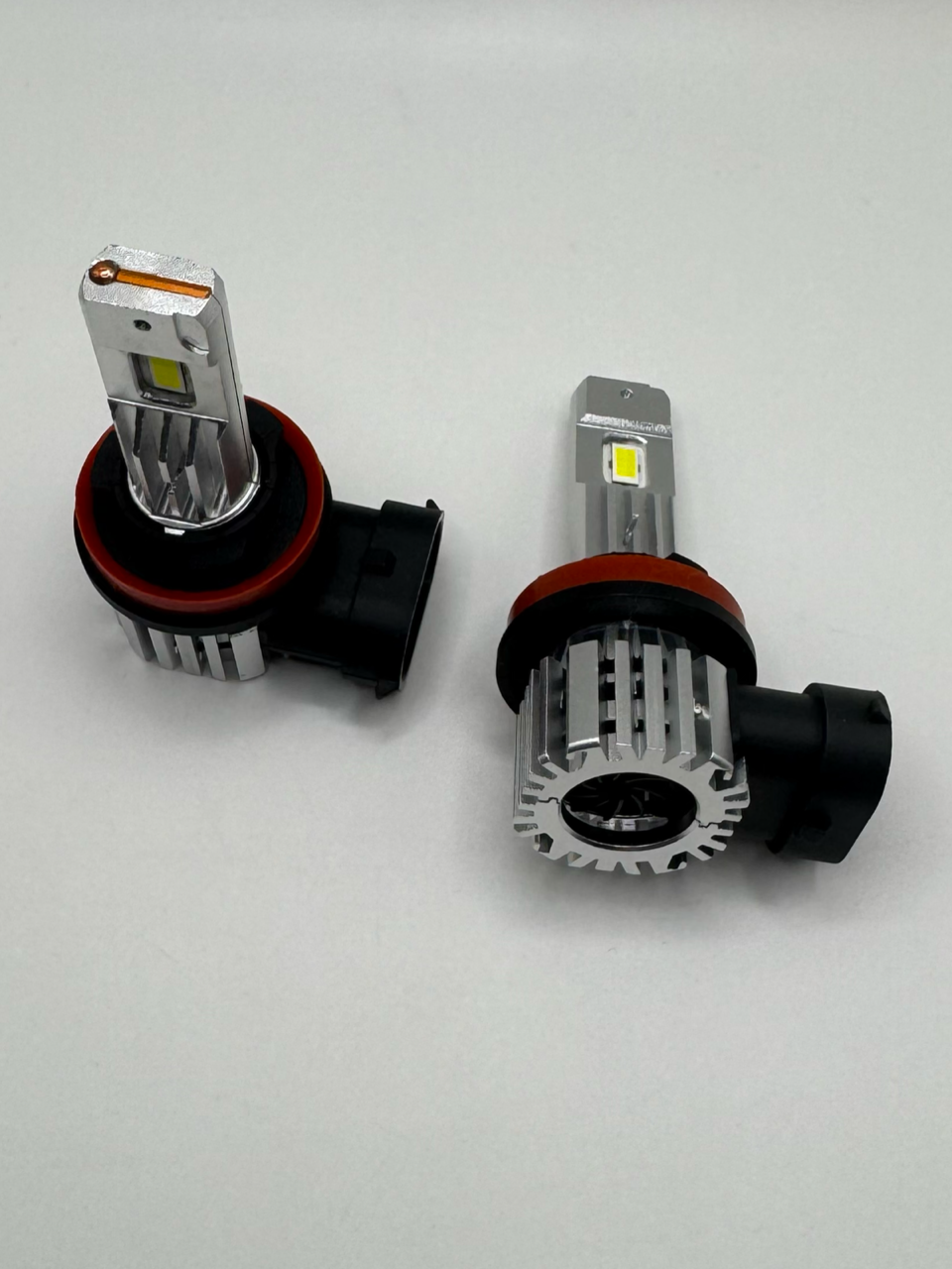 Лампа светодиодная AED цоколь H11 с канбусом, 2 штуки